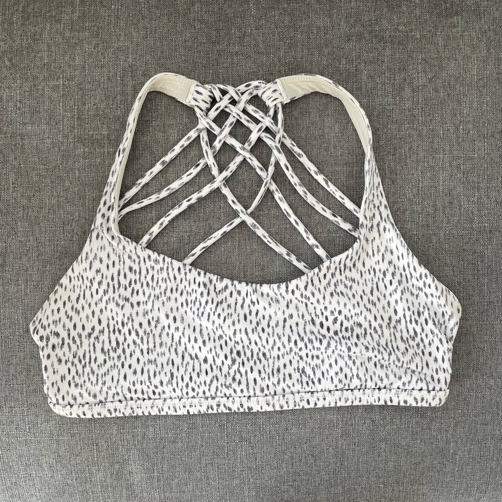 Lululemon - Free to Be Bra Wild
